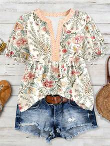 SHEIN Franclia Retro Floral Decor V-Neck Women Beach Holiday Blouse Boho Blouses Boho Summer Tops Boho Shirts Women Bohemian Tops Women's Boho Clothing Floral Blouse Short Sleeve Blouse Blouse Summer Ditsy Floral Top Spring Blouse Easter Blouse Daily Work Set Beach Outfits For Women Elegant Women's Blouses Tops For Going Out Holiday Outfits For Women Casual Blouses For Women - Multicolor - View 2