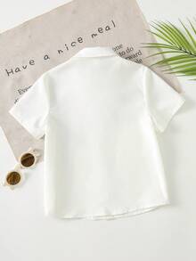 SHEIN 1pc Young Boys' Casual Vintage Graphic Print Soft Comfortable Versatile Short Sleeve Shirt, Suitable For Daily Wear, School, Outings, Spring/Summer - White - View 2