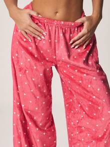 MISSGUIDED Conjunto de pijama de dos piezas para mujer con estampado de corazón, top corto y pantalones palazzo de pierna ancha para el Día de San Valentín - Multicolor - Ver 3