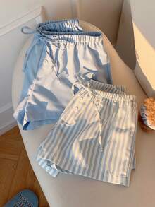 Comfortcana Bộ 2 quần short nữ kiểu dáng thường ngày: Vải dệt kẻ sọc xanh dương, thiết kế cài nút phía trước. - Màu xanh lam - Xem 6