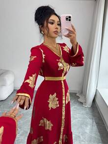 Elenzga 女士优雅时尚通勤休闲舒适迷人复古浪漫假日度假长袖V领收腰A字下摆金色花卉饰边花卉箔印连衣裙 - 紅色 - 查看 7