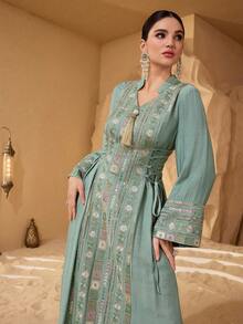 SHEIN Najma 优雅刺绣拼接侧系腰带修身阿拉伯风格连衣裙 - 薄荷綠 - 查看 5