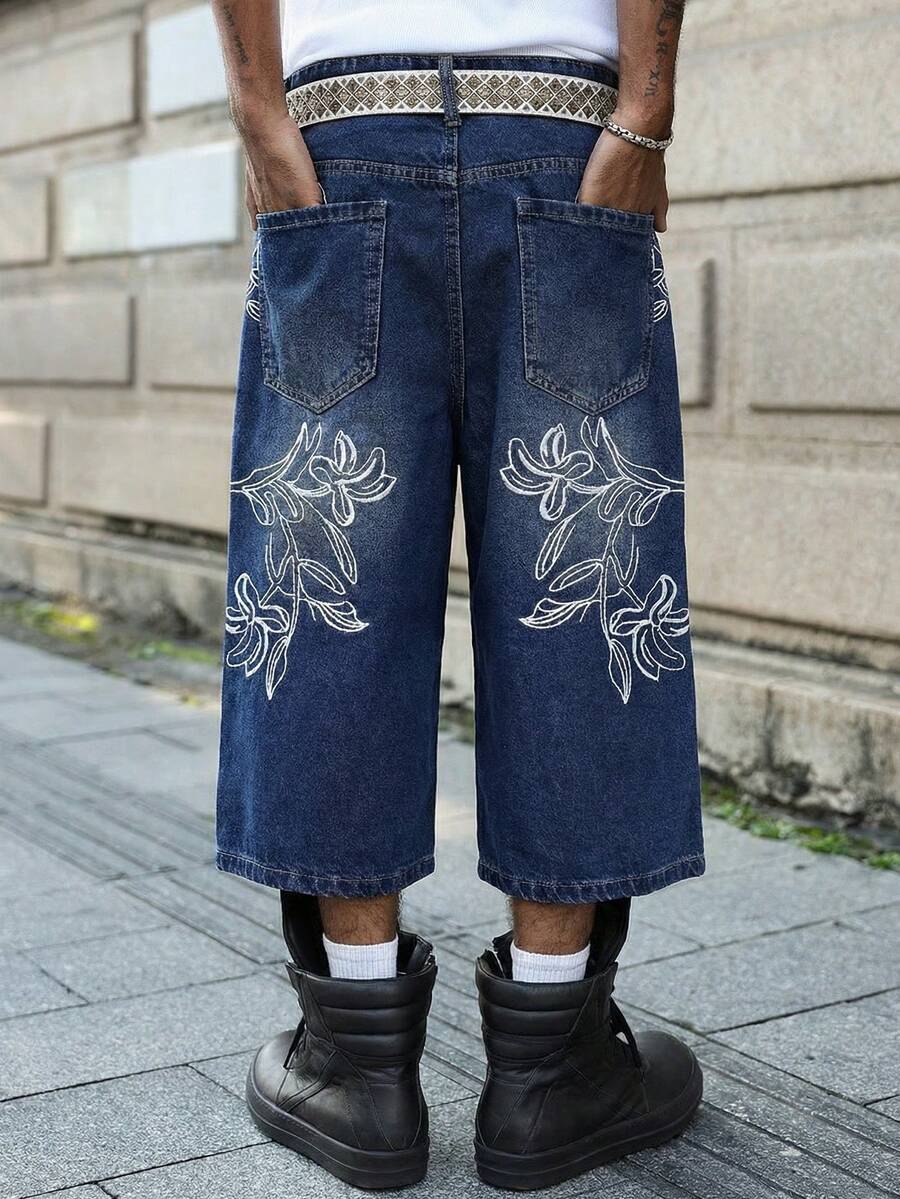 Manfinity EMRG 男士刺绣口袋休闲宽松牛仔短裤 - 淺色水洗藍 - 查看 1