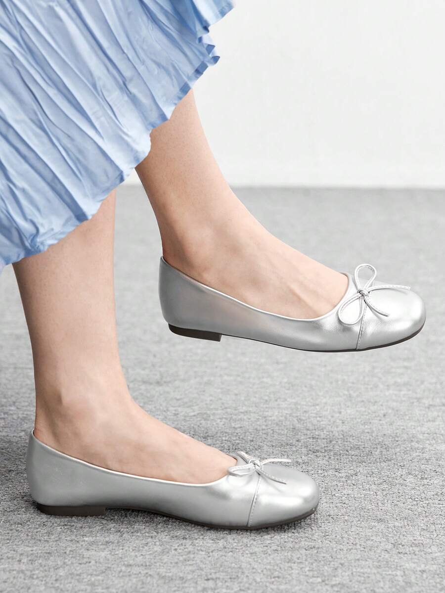 CUCCOO BIZCHIC 女士方头亮片拼接鞋，优雅银色鞋 - 銀色 - 查看 1