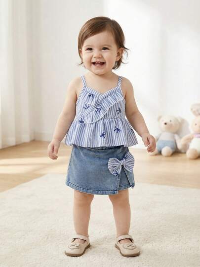 SHEIN 2件套女婴春夏休闲风套装，纯色无袖吊带上衣和蝴蝶结装饰短牛仔裤