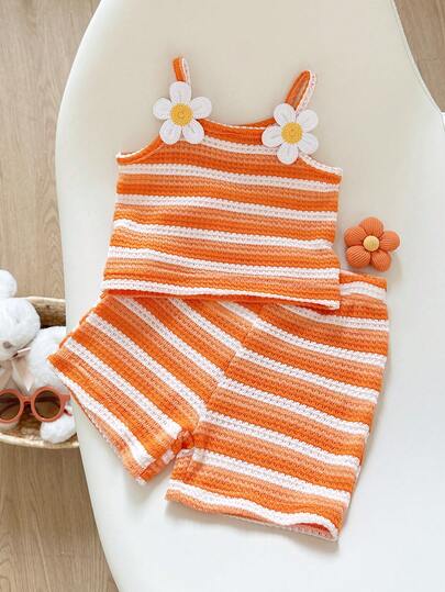 SHEIN Playful Pals 2 Pieces Baby Girl Fashion Holiday Pattern Camisole And Shorts Set, Suitable For Summer Vacation Travel