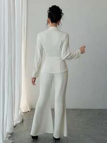 DAZY Bộ vest nữ thanh lịch màu trơn gồm áo blazer xếp ly và quần ống loe, thích hợp cho mùa xuân/hè, váy dự tiệc cưới. - Màu be - Xem 2