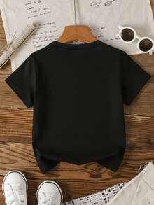 SHEIN 男婴休闲时尚可爱卡通爱心字母印花短袖圆领T恤，适合春夏穿着 - 黑色 - 查看 3