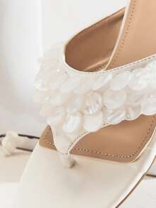 SHUZIA Women's Casual Comfortable Thong Style Waverly Shell Flat Sandals - White - View 6