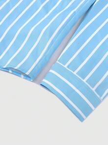 TOKVUE 男士长袖条纹衬衫，浅蓝色，红色刺绣标语，休闲日常穿着，通勤，度假，返校季，送给男友、老公的理想礼物，情侣装 - 藍色 - 查看 6