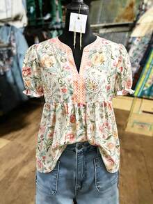 SHEIN Franclia Retro Floral Decor V-Neck Women Beach Holiday Blouse Boho Blouses Boho Summer Tops Boho Shirts Women Bohemian Tops Women's Boho Clothing Floral Blouse Short Sleeve Blouse Blouse Summer Ditsy Floral Top Spring Blouse Easter Blouse Daily Work Set Beach Outfits For Women Elegant Women's Blouses Tops For Going Out Holiday Outfits For Women Casual Blouses For Women - Multicolor - View 1