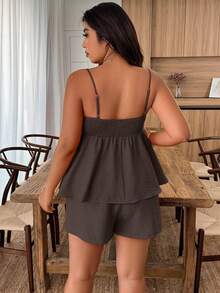 Weeklong Bộ 2 áo hai dây cổ vuông màu trơn cỡ lớn, viền bèo nhún. - Cà phê nâu - Xem 2