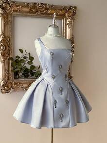 Lovelzi Đầm dạ hội dáng chữ A sang trọng, thanh lịch, màu xanh da trời nhạt, chất liệu satin, đính đá thủ công, dây đeo bản rộng, hở lưng và chi tiết buộc dây. - Màu xanh nhạt - Xem 6