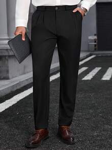Manfinity Bizformal 男士休闲裤，百搭商务休闲裤，男士户外裤。修身剪裁，时尚百搭，经典廓形，轻松驾驭各种休闲场合，无论是户外活动还是机场出行，都能完美展现您的时尚品味。适合作为送给丈夫、男友等的礼物。 - 黑色 - 查看 5