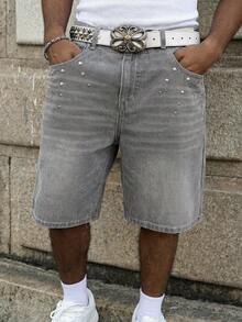 Manfinity EMRG Spring Casual Street High-Grade Gray Loose Straight Leg Jeans Shorts With Metal Rivets Studded Denim Shorts - Grey - View 4