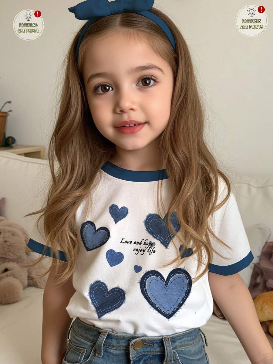 SHEIN قميص تي شيرت قصير الأكمام بياقة دائرية مناسب للفتيات، مطبوع برسومات قلوب وحروف، مناسب للصيف - متعدد الألوان - مشاهدة 1