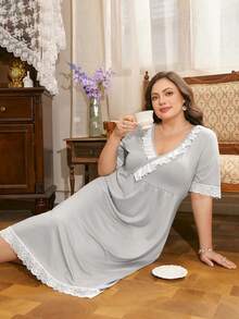 SHEIN Áo ngủ dài ngang gối dáng suông cổ chữ V tay ngắn, phối ren, dành cho nữ cỡ lớn. - Xám - Xem 5