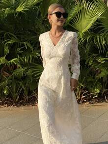 DAZY 女士纯色刺绣V领长袖连衣裙/吊带裙 - 杏色 - 查看 7