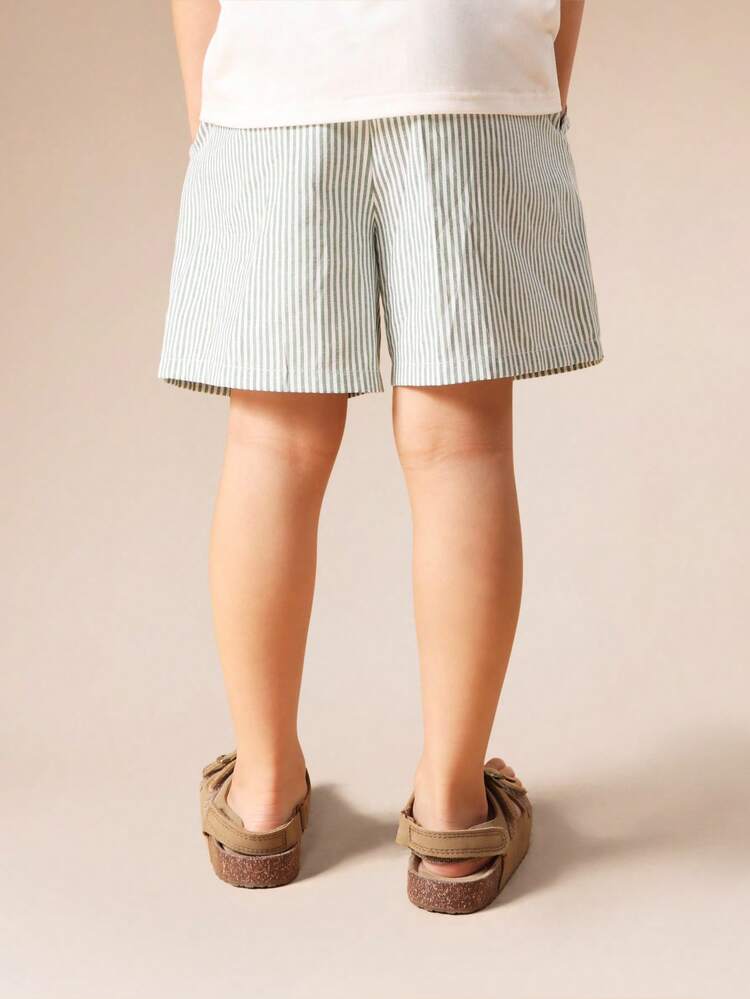 Szorty w paski z troczkami ściągającymi