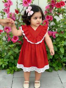 Baby Mädchen Lässig Urlaubs Elegantes besticktes Spitzenbesatz V-Ausschnitt Rüschenärmel tailliertes ausgestelltes Webkleid, Rot