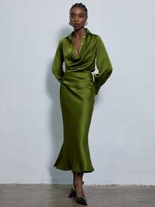 Aveloria Modichic 橄榄绿缎面质感两件套，深V领灯笼袖上衣搭配褶皱腰身鱼尾裙 - 綠色 - 查看 4