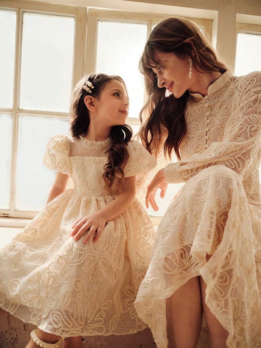 SHEIN 女童公主裙，杏色公主裙，花网纱，蓬蓬裙，泡泡袖，舞台裙，优雅，俏皮可爱，夏季，优雅派对礼服 - 杏色 - 查看 1