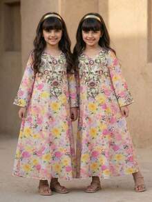 SHEIN Tween Girl Loose Casual Extra Long Ditsy Floral V-Neck Robe, Resort, Arabian Abaya - Multicolor - View 4