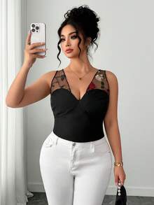 SHEIN Elenzya Áo kiểu nữ cỡ lớn thanh lịch, thường ngày, phối lưới, hở lưng, dây buộc, không tay, cổ chữ V sâu, thích hợp đi làm. - Nhiều màu - Xem 5