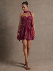 L'Amorae Damska sukienka mini z plisowanym dołem i jednolitym kolorem, z modnym dekoltem halter - Burgund - Zobacz 3