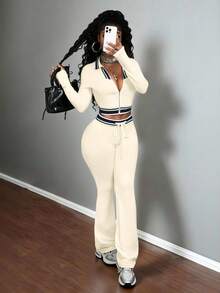 BamGleam 两件套撞色翻领短款拉链上衣和修身喇叭裤，运动休闲时尚风 - 杏色 - 查看 1