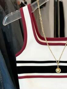 Resyla 条纹常规版型女士无袖圆领背心