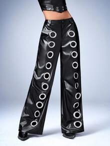 Y2Kool BiGraphic 情人节女士春夏纯黑色PU皮革亮面性感街头风七分裤，带镂空细节阔腿伞兵裤 - 黑色 - 查看 4
