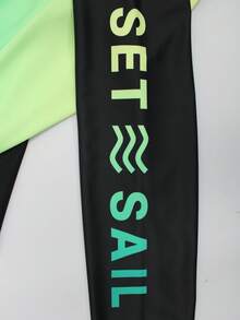 Manfinity Swimmode Men's Ombre Round Neck Long Sleeve Surfing T-Shirt, Beach Vacation Men Rash Guard Men Long Sleeve Swim Shirt Long Sleeve Surf Shirt Beach Wear For Men - Green - View 7