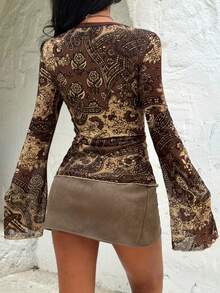 EgrlEra 千禧复古印花透气弹力网纱性感修身女士T恤 - 棕色 - 查看 2