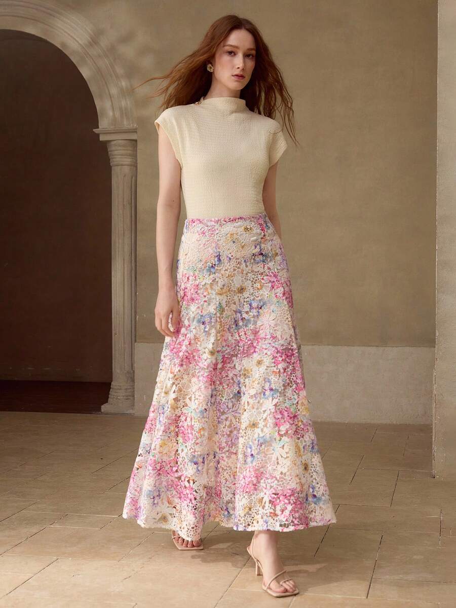 MOTF PREMIUM ELEGANT STAND COLLAR FITTED WAIST STRETCHY TEXTURED T-SHIRT - Light Yellow - View 2