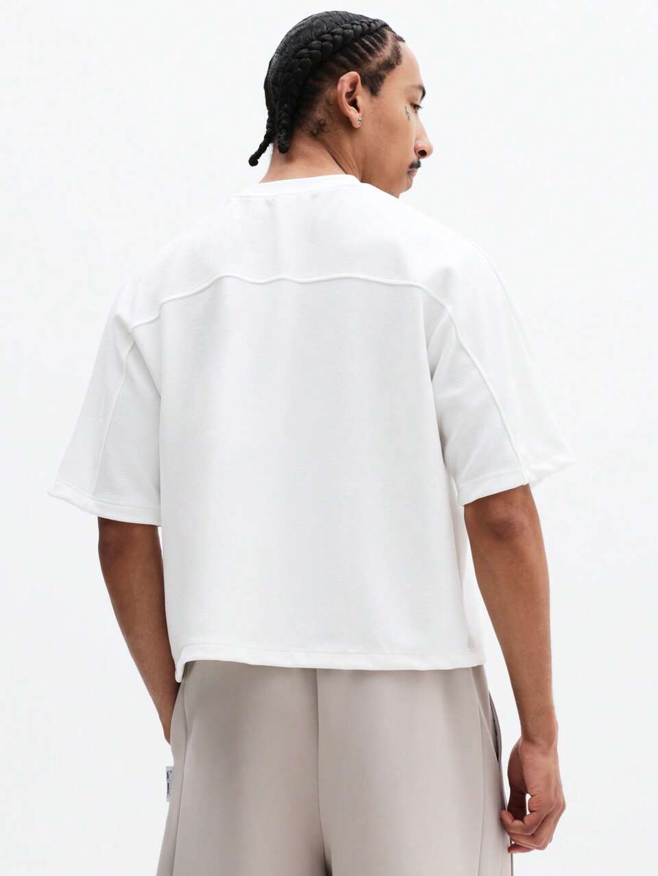 SUMWON T-shirt col rond à manches courtes avec détails de panneau, coupe régulière, décontracté, basique pour tous les jours, été printemps