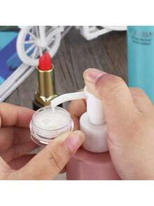 25个迷你透明乳霜罐，3克/5克，空塑料化妆品罐，透明样品瓶，眼影膏/唇膏容器，旅行必备样品化妆品罐，空迷你瓶，适用于感恩节、万圣节和圣诞节。 - 無色 - 查看 7