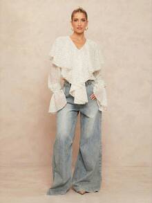 Lumalex 早春波点V领荷叶边多层喇叭袖雪纺宽松上衣，适合女士度假、生日、婚礼等场合，是浪漫日间派对、夏季假日、海滩度假、奢华造型、舞会、聚会、宴会、低调奢华、富贵典雅、锐舞派对、音乐节等场合的理想之选。 - 白色 - 查看 8