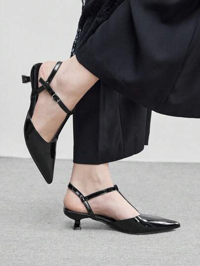 CUCCOO BIZCHIC 女士尖头搭扣装饰高跟鞋，适合日常穿着