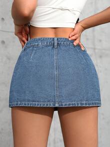 SHEIN Tall Minifalda vaquera casual y versátil de color liso, sin forro y súper corta - Azul lavado medio - Ver 2