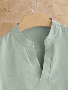 HIMLAND 男士纯色缺口领短袖T恤和抽绳腰斜插口袋长裤套装 - 綠色 - 查看 3