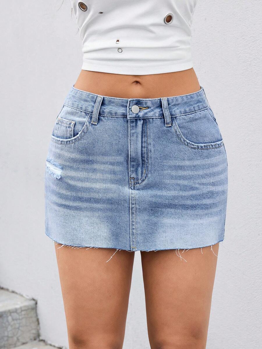 Jeanoix Women's Fashionable Casual Versatile Y2K Style Short Denim Mini Skirt - Light Wash - View 1