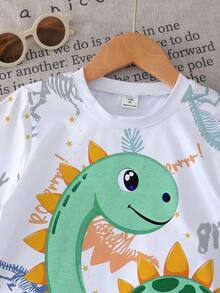 一套男婴休闲卡通恐龙印花短袖圆领T恤和短裤套装，恐龙主题服装，适合夏季户外穿着 - 彩色 - 查看 4