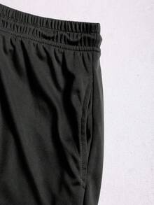 Manfinity Sport Corelite 男士休闲时尚街头中国龙印花抽绳腰带二合一运动短裤，夏季 - 黑色 - 查看 3