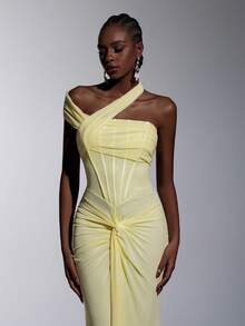 Elitara Elegant Luxurious Light Yellow Elastic Knit Patchwork Mesh, Asymmetric Collar Lapel With Pleated Fishbone Fitted Bridesmaid Dress - Yellow - View 2
