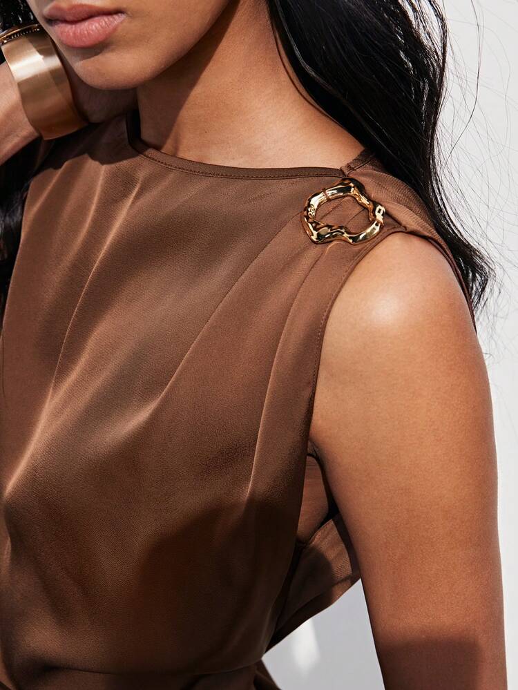 SHEIN Maija Women's Casual Solid Color Pleated Asymmetric Collar Short Sleeve Top Asymmetrical Top Draped Top Earthy Top Coffee Brown Top Valentine's Day Elegant Spring To Summer