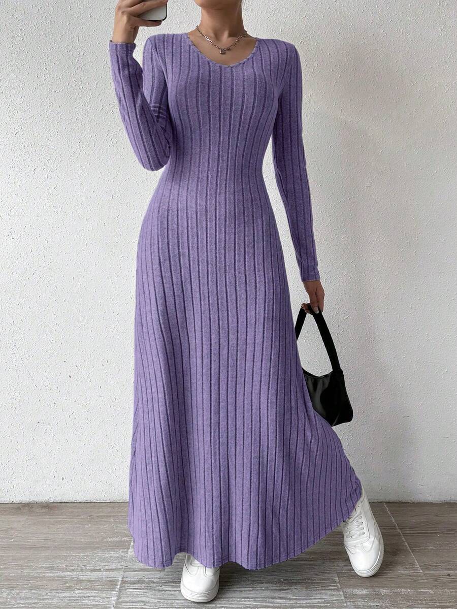 SHEIN Raffinéa 纯色V领针织抓绒长袖A字连衣裙女装 - 紫色 - 查看 1
