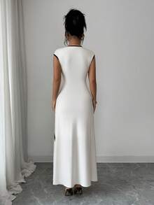 Elenzga Women's Elegant Sleeveless Dress With Contrast Piping Waist Detail, Summer - Apricot - View 2