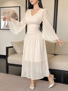 DAZY Đầm dài xòe cổ chữ V, thắt eo, giúp tôn dáng cho nữ, thích hợp mặc mùa hè. - Màu be - Xem 3