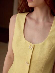 MOTF PREMIUM ELEGANT TEXTURED WAISTCOAT, SUITABLE FOR SPRING/SUMMER - Yellow - View 2